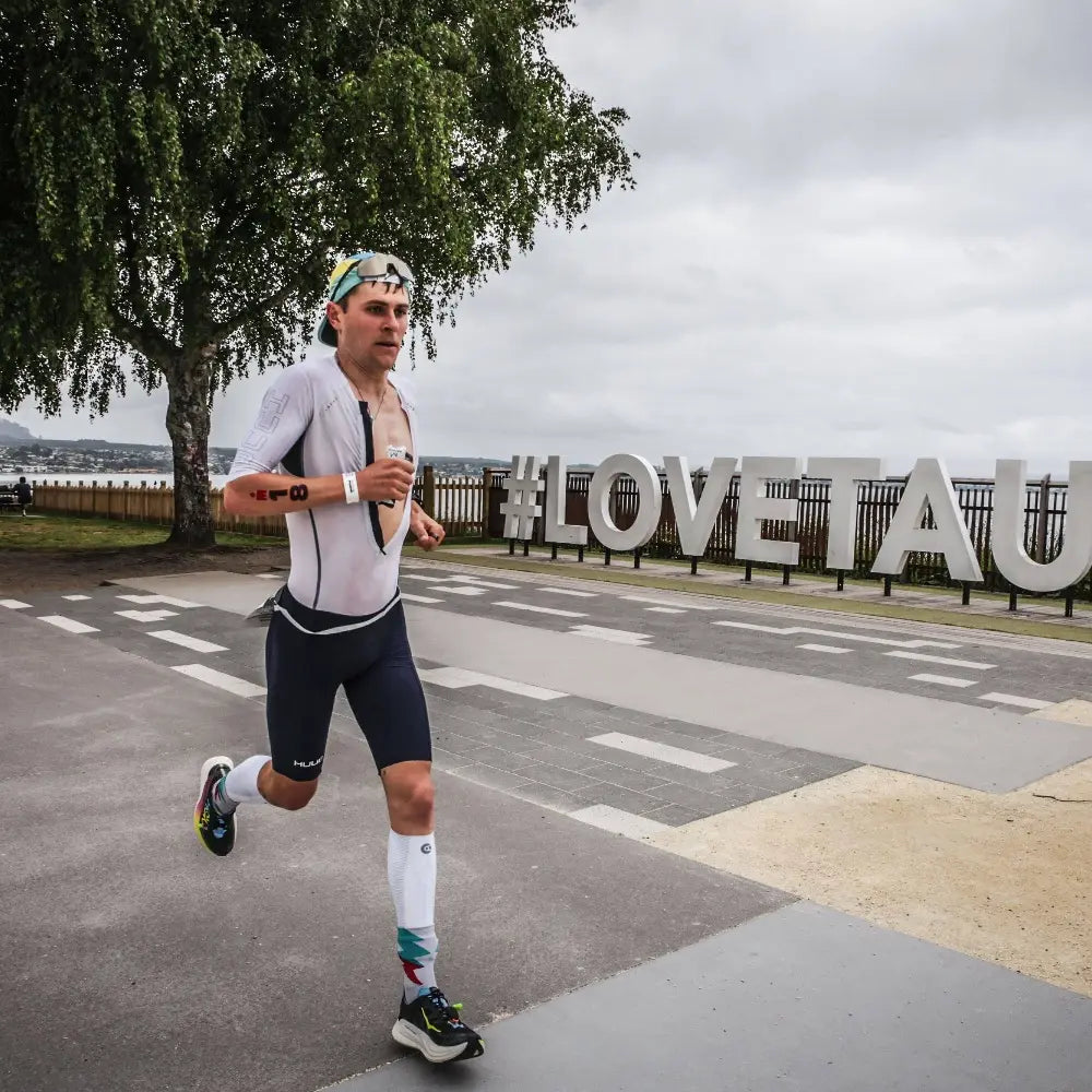 Jayden Kuijpers Professional Triathlete running Ironman 70.3 at Lake Taupo